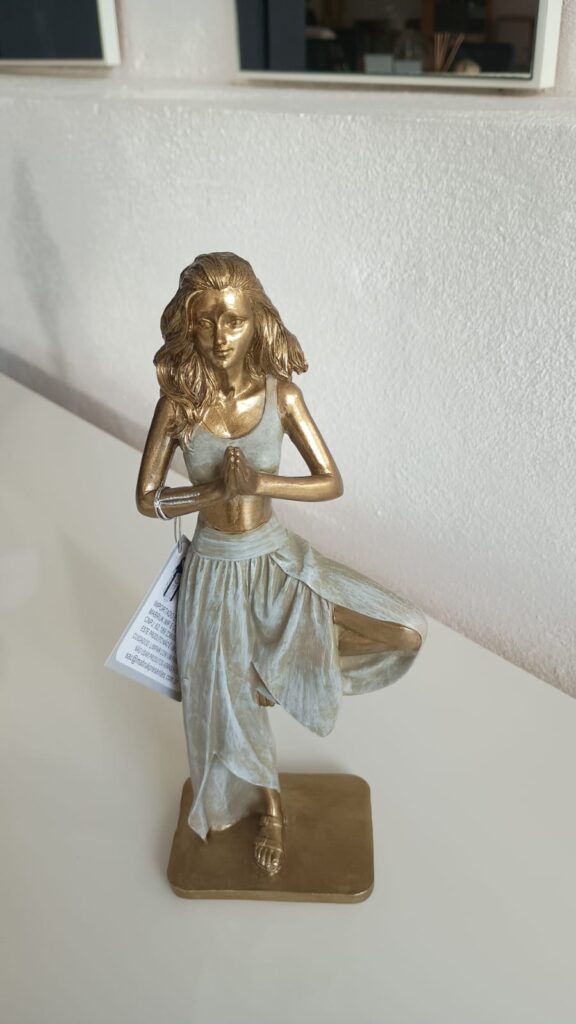 Estatueta Mulher Yoga 1