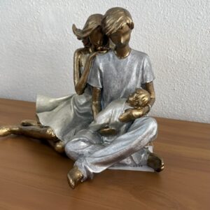 Estátua Casal Bebê